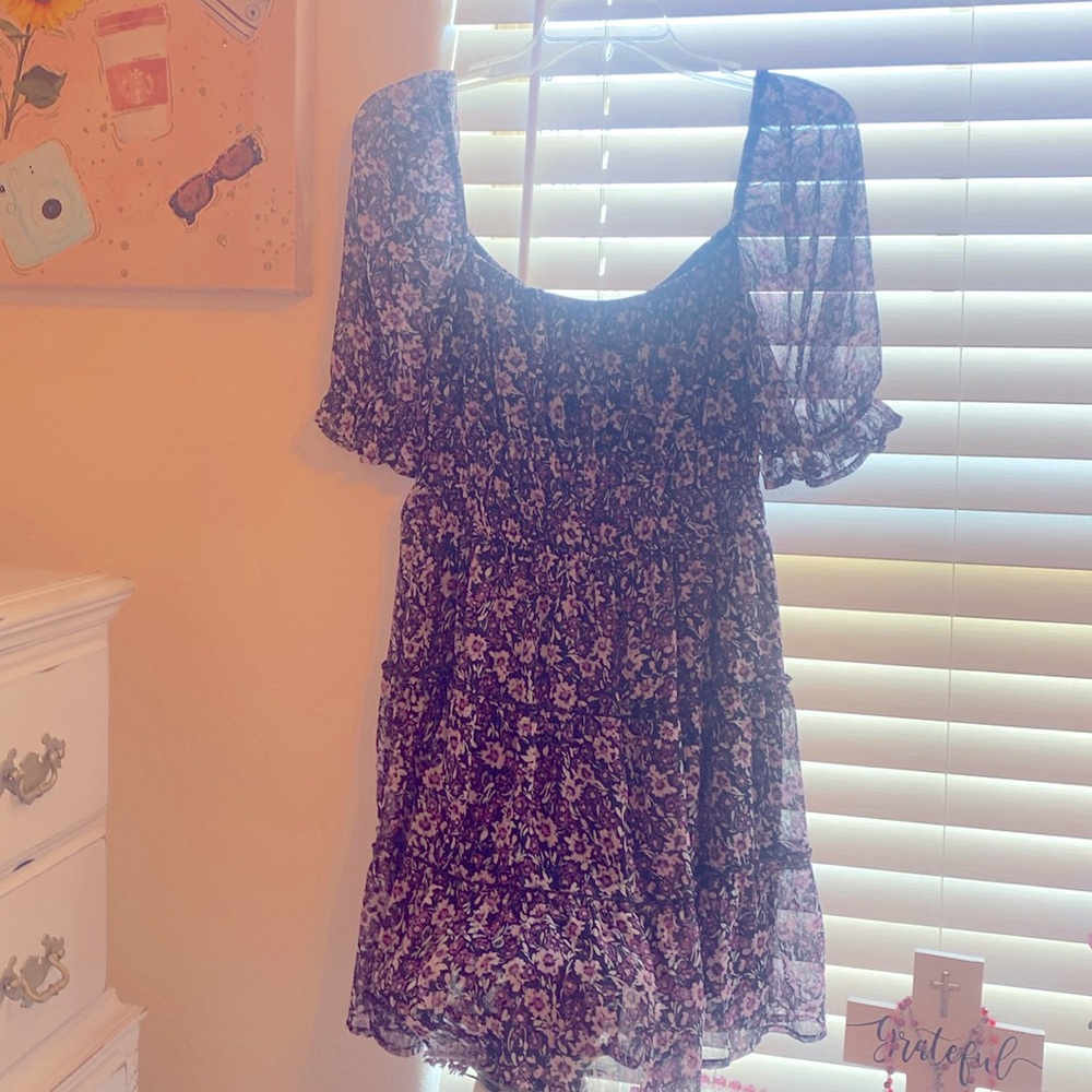 Purple floral dress M